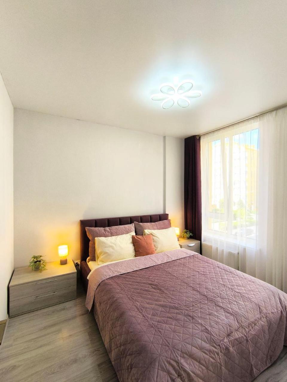светлая в жк комфорт таун Apartment *